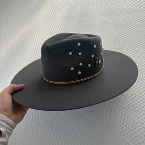 Grey Felt jeweled hat Medium